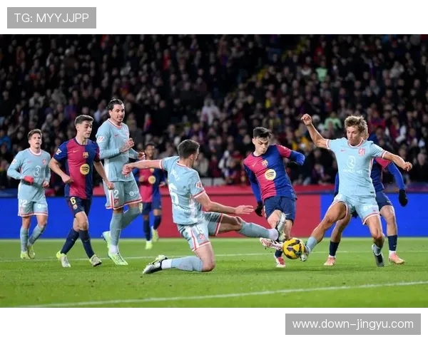 拉菲尼亚单刀晃过奥布拉克推空门,巴萨瞬间扳平气势如虹 拉菲尼亚单刀晃过奥布拉克推空门,巴萨瞬间扳平气势如虹